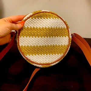 Thirty One Jewell crossbody